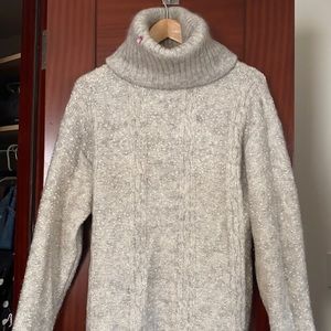 very warm mohair sweater under the throat